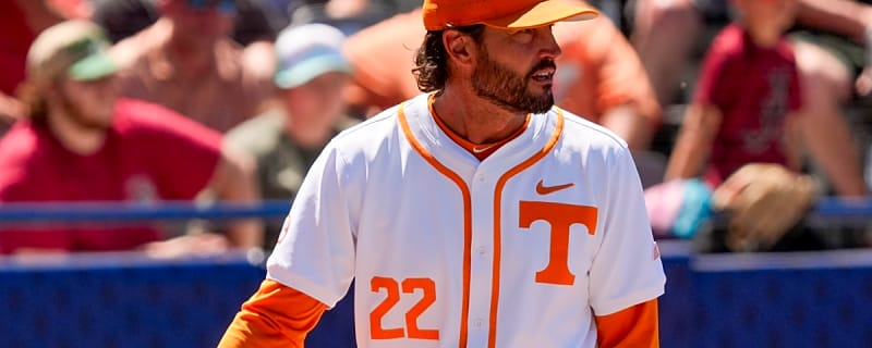 Tennessee Vols fans aren&#39;t very happy with Tony Vitello after the latest news that dropped