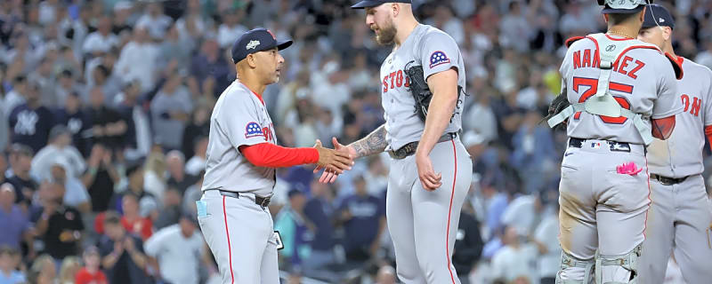 Former Tennessee Vols LHP Garrett Crochet is an instant legend thanks to what he said before dominant playoff start against Yankees