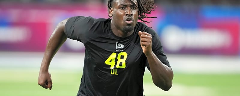 Latest intel could change the Bears' first-round plans when it comes to targeting one of the top edge rushers in the 2026 NFL Draft