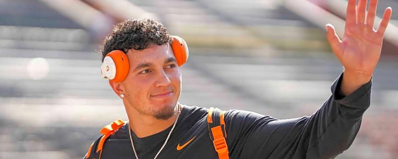 Experts give Vols QB Joey Aguilar a puncher&#39;s chance at doing something that no Tennessee player has done since Peyton Manning