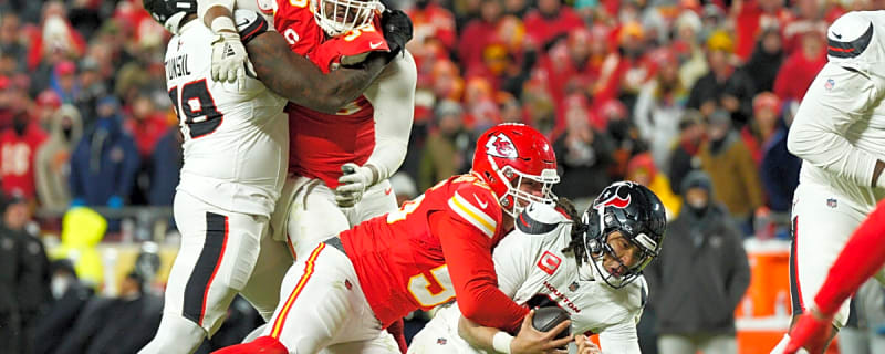 Chiefs&#39; Up-And-Coming Defender Named &#39;Promising Building Block&#39;