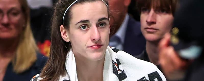 Caitlin Clark Makes Steph Curry Request on Monday