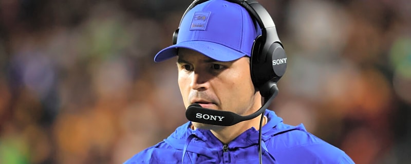 Seahawks Projected to Replace Kenneth Walker III with 1,000-Yard RB