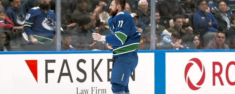 Canucks News & Rumours: Hronek, Pettersson, Chytil, Demko & Tolopilo