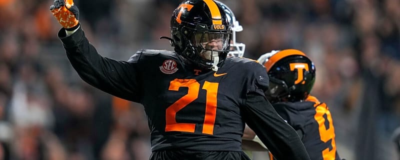 Saints to Sign 6-Foot-4 Captain After NFL Draft: Report