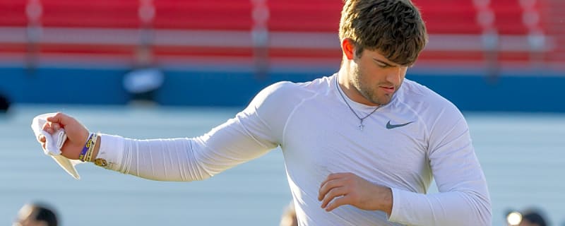 Steelers select speedster at WR before taking a flyer on polarizing quarterback in round 2 of latest 2026 NFL Mock Draft