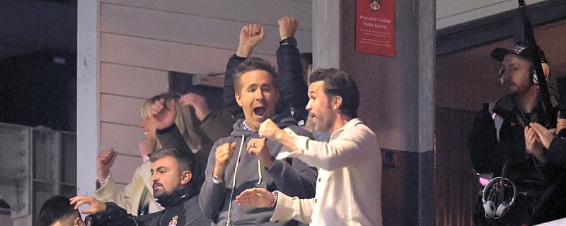 Ryan Reynolds’ Priceless Reaction As Wrexham Score First vs Chelsea