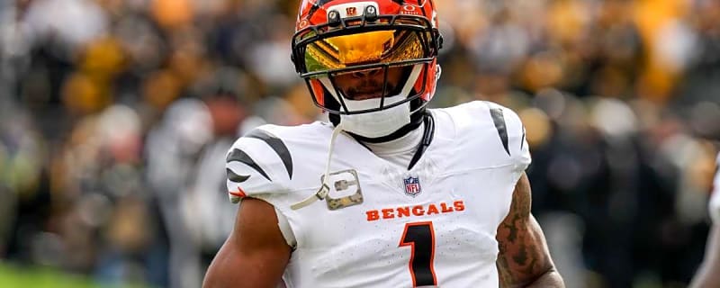 Fantasy Football Reaction: NFL Suspends Bengals WR Ja&#39;Marr Chase for Alleged Spitting Incident