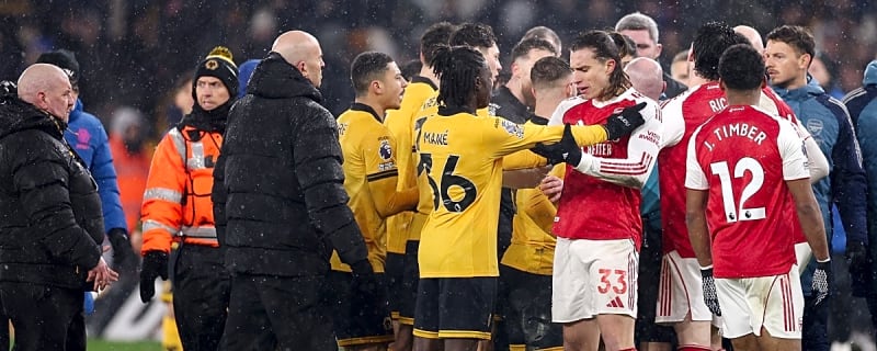 Martin Keown says Arsenal have blown the title race wide open