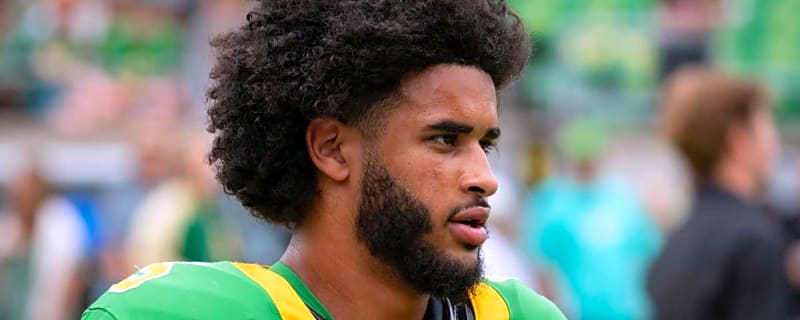 Oregon&#39;s Dante Moore Announces Career News Before Wisconsin Game