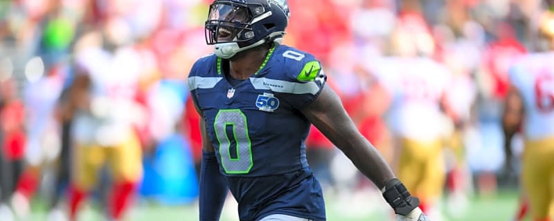 Seattle Seahawks Announce Troubling DeMarcus Lawrence News After Leaving Cardinals Game