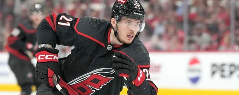 2 Scenarios for the Blues to Acquire the Hurricanes’ Nikishin