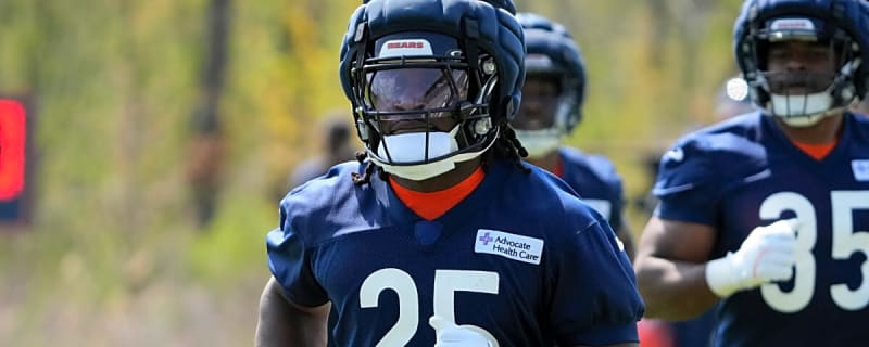 Bears Training Camp Battle Breakdown: Will Roschon Johnson be able to impress the staff or will Kyle Monangai push for the RB2 job?