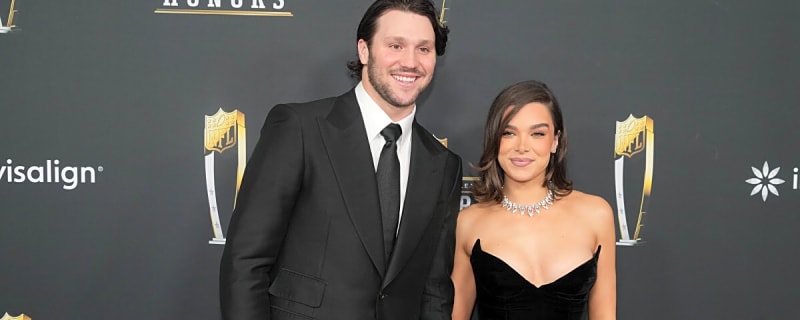Bills&#39; Josh Allen has unforgettable message on what his wife Hailee Steinfeld has done for him that&#39;s changed his life forever