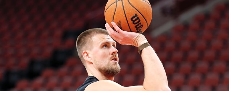 Warriors' Steve Kerr Shares Kristaps Porzingis Injury Update After 2 Missed Games