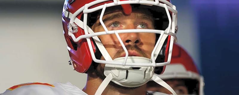 Travis Kelce’s Viral Mic’d-Up Moment During Chiefs Game Draws Attention