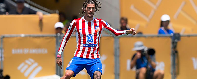 'Facing Difficulties'- Mascherano Sends Clear Message Amid Rodrigo De Paul Transfer Links