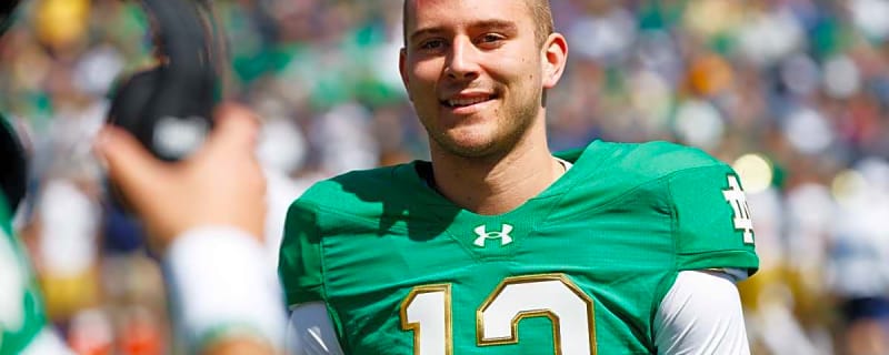Ex-Heisman Winner Delivers Verdict on CJ Carr & Carson Beck’s Week 1 QB Battle