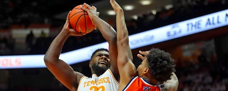 ESPN's Joe Lunardi makes a bold but strangely reasonable comment about Auburn ahead of matchup with Tennessee