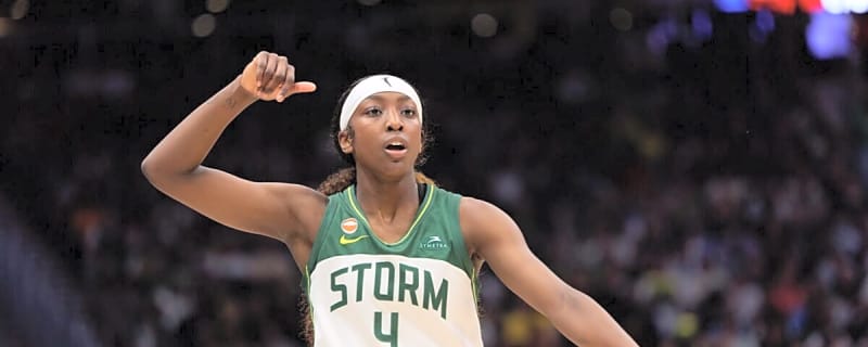 NBA Legend, Former LSU Teammate React After Flau’jae Johnson Surpasses Sue Bird & Lauren Jackson to Break Rookie Franchise Record