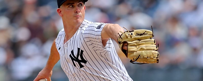 Red Sox Predicted to Add Flame-Throwing Reliever to Bullpen