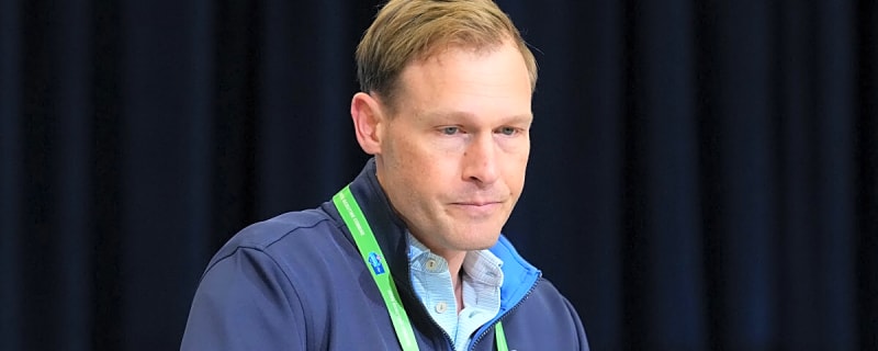 Bears just got burned by their first free agent target and now must be prepared to enter a bidding war for the top dog next week