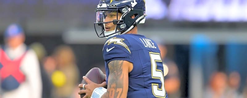Los Angeles Chargers Re-Sign Trey Lance to 1-Year Contract