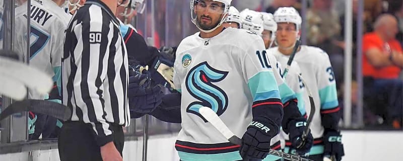 Kraken’s Matty Beniers fools Thatcher Demko, scores unreal shootout winner