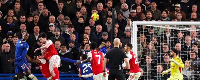 Emmanuel Petit expects Arsenal to win next few matches after Chelsea draw