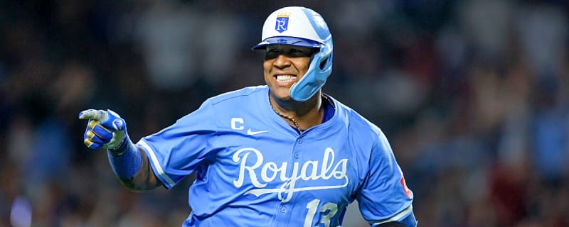 Royals Announce Salvador Perez Update After Second Straight Absence From Lineup
