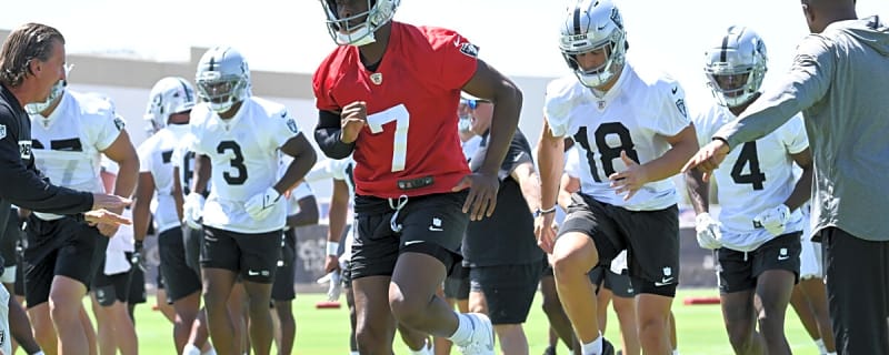 Raiders legend used a special situation all too familiar with fans to describe the bond between Geno Smith and Pete Carroll