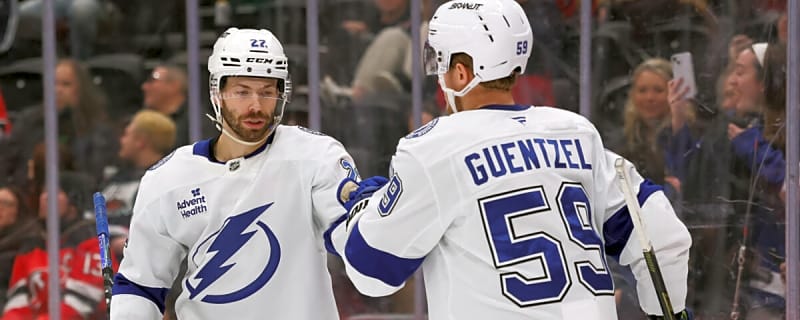 Bjorkstrand Scores Twice as Lightning Annihilate Devils 8-4