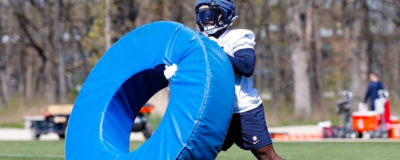 Bears Training Camp Battle Breakdown: Rookie surprise Ruben Hyppolite II continues pushing for the third starting spot at LB