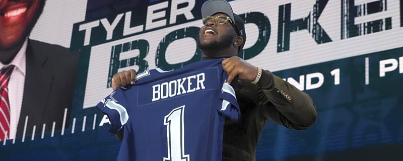 Cowboys Officially Sign 7 Rookies and Assign New Jersey Numbers