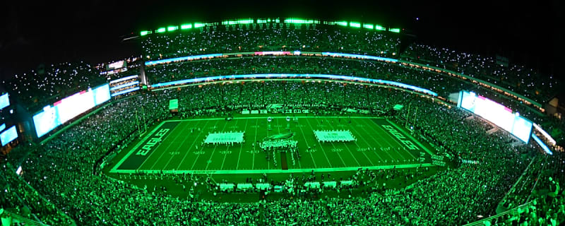 Eagles Announce Decision on Former Notre Dame 4-Star Running Back