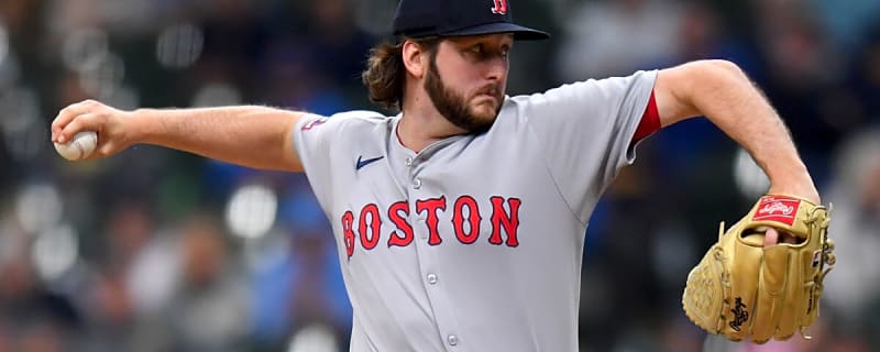 Red Sox’s Justin Slaten Shares Confusing Injury Update Amid Division Race
