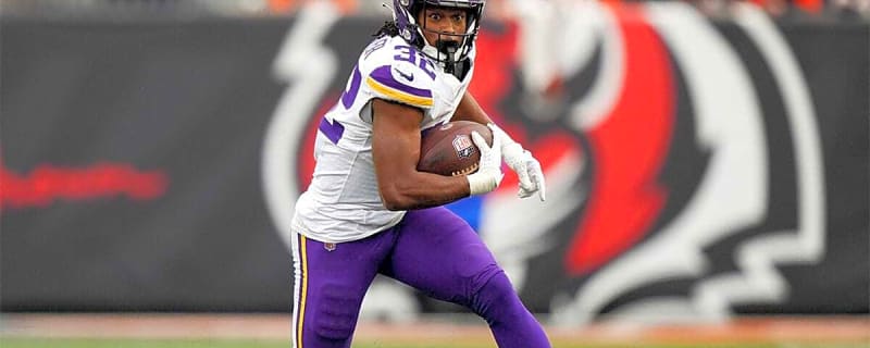 Saints add running back with latest signing