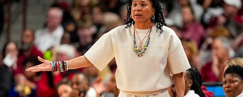 Dawn Staley Shares Heartfelt Response to Gamecocks Transfer Portal Update