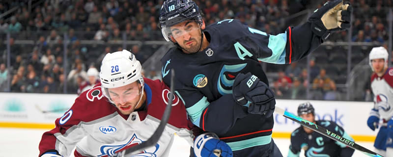 MacKinnon Scores Twice as Avalanche Top Kraken 5-3