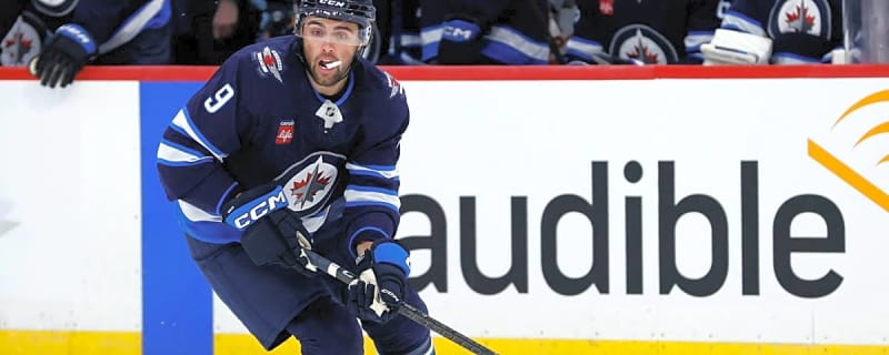 Jets sign Alex Iafallo to three-year contract extension