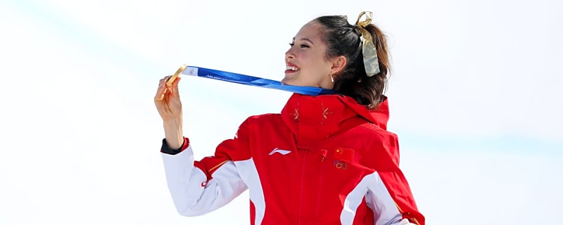 Tennis icon Novak Djokovic reacts to Eileen Gu's powerful message