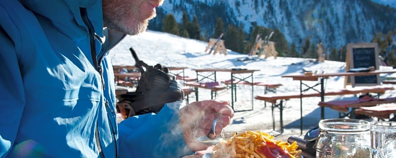 8 Comforting Après Ski Dishes Skiers Love After a Long Day on the Slopes