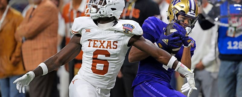 Former Texas and Ohio State star forced out of football after devastating medical update