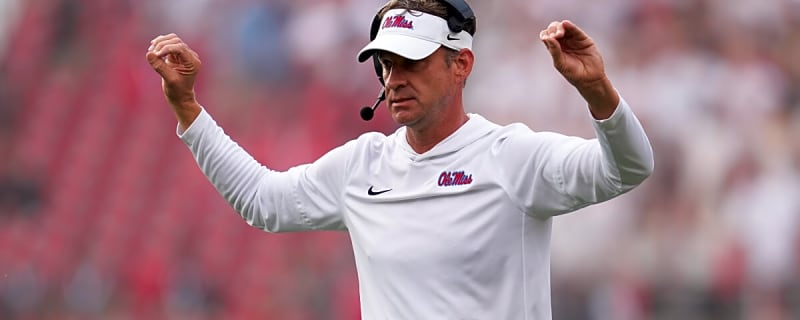 &#39;Ole Miss is trying&#39; - Lane Kiffin and the Rebels are reportedly &#39;doing all they can&#39; to steal a 5-star commit from Tennessee