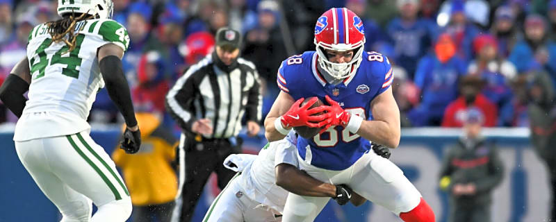 Bills star has a fitting farewell to Highmark Stadium with unforgettable act during the first half against the New York Jets