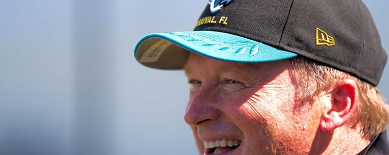 Brett Favre Endorses Jon Gruden for College Football Head Coaching Job