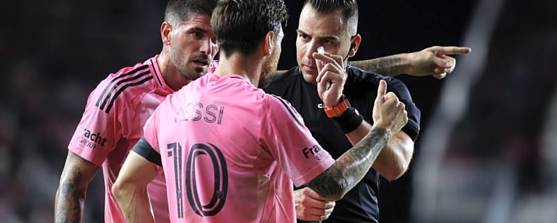 Whitecaps Star Accuses Messi & Inter Miami of Influencing Referee Decisions In MLS
