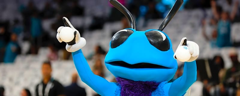 Rex Chapman’s son Zeke carves out his own path with the Charlotte Hornets