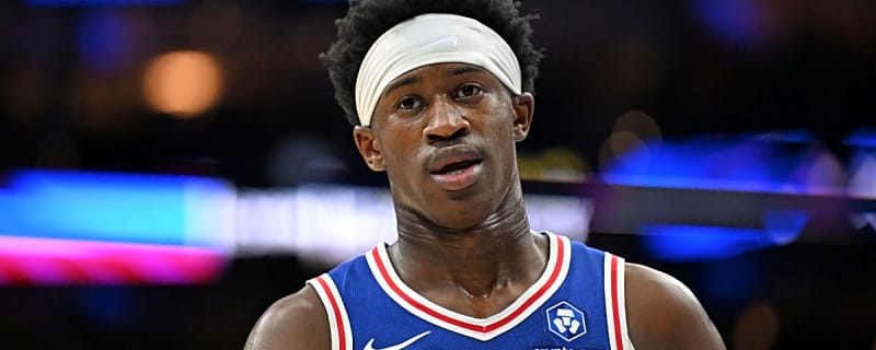 76ers Announce VJ Edgecombe News After Leaving Spurs Game
