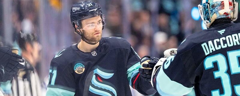 Canucks News & Rumours: Mueller, Lekkerimäki & Wright Trade